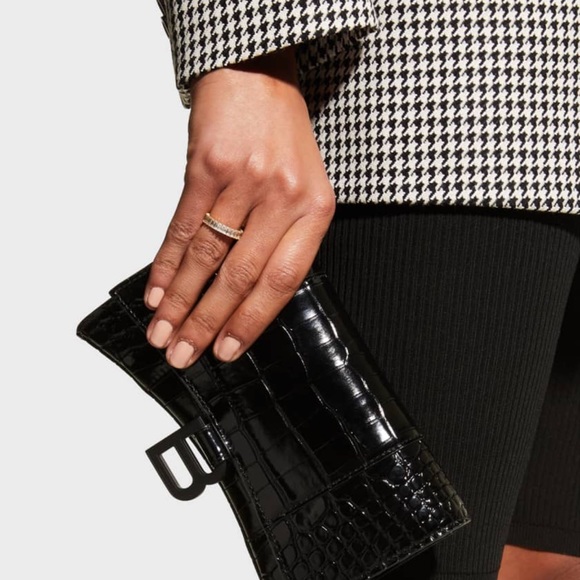 Balenciaga Hourglass Croc-Embossed Chain Wallet - Picture 4 of 5